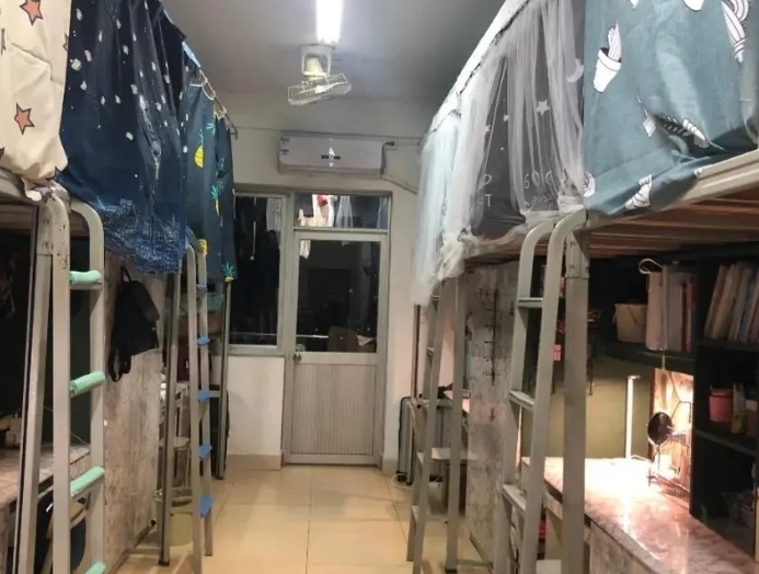 食宿條件