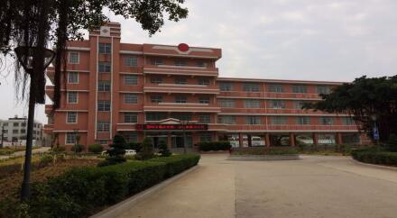 校園環(huán)境
