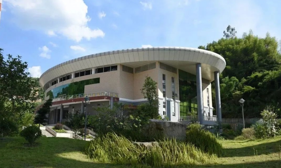 福建中職升學資訊：福建九地市中職升學率排名第一的學校來了!